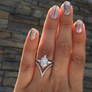 Crystal Twist Classical Cubic Ring